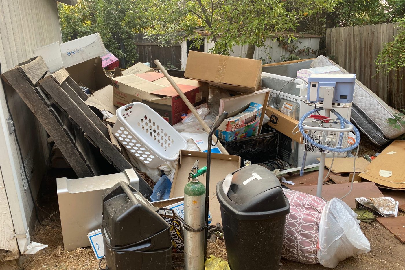 Junk removal job site